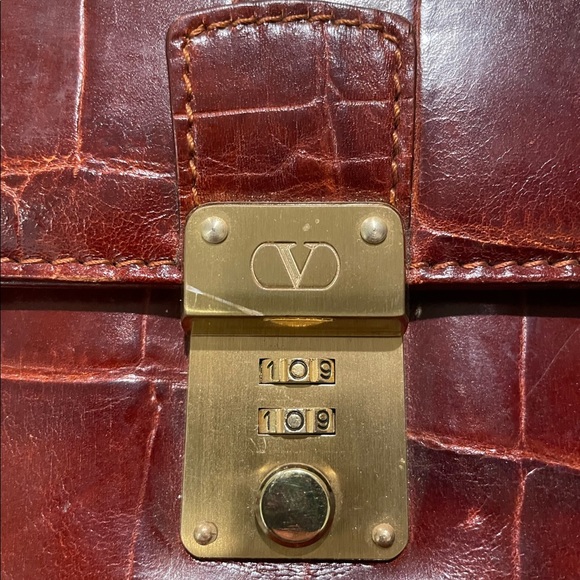 Rare Valentino Vintage Alligator Style Briefcase - Picture 5 of 13